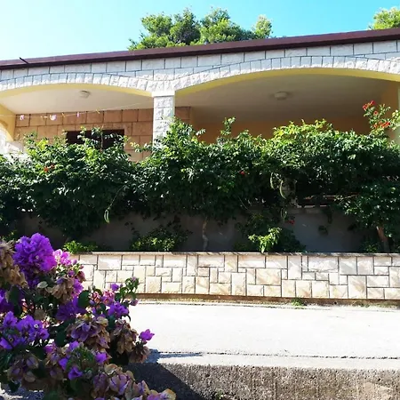 Apartment By The Sea Prigradica, Korcula - 16125 *